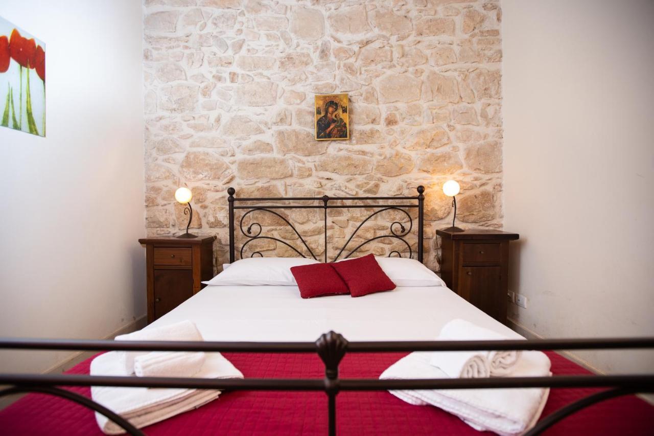 Homidoo Carrubo Apartment Santa Croce Camerina Bagian luar foto