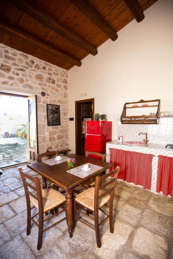 Homidoo Carrubo Apartment Santa Croce Camerina Bagian luar foto